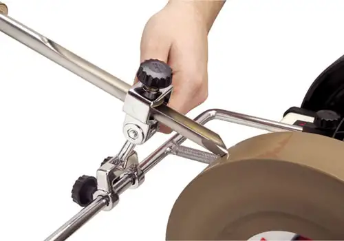 708020 - Dispositif pour affûtage des gouges et fraises à gorges pour JSSG-10